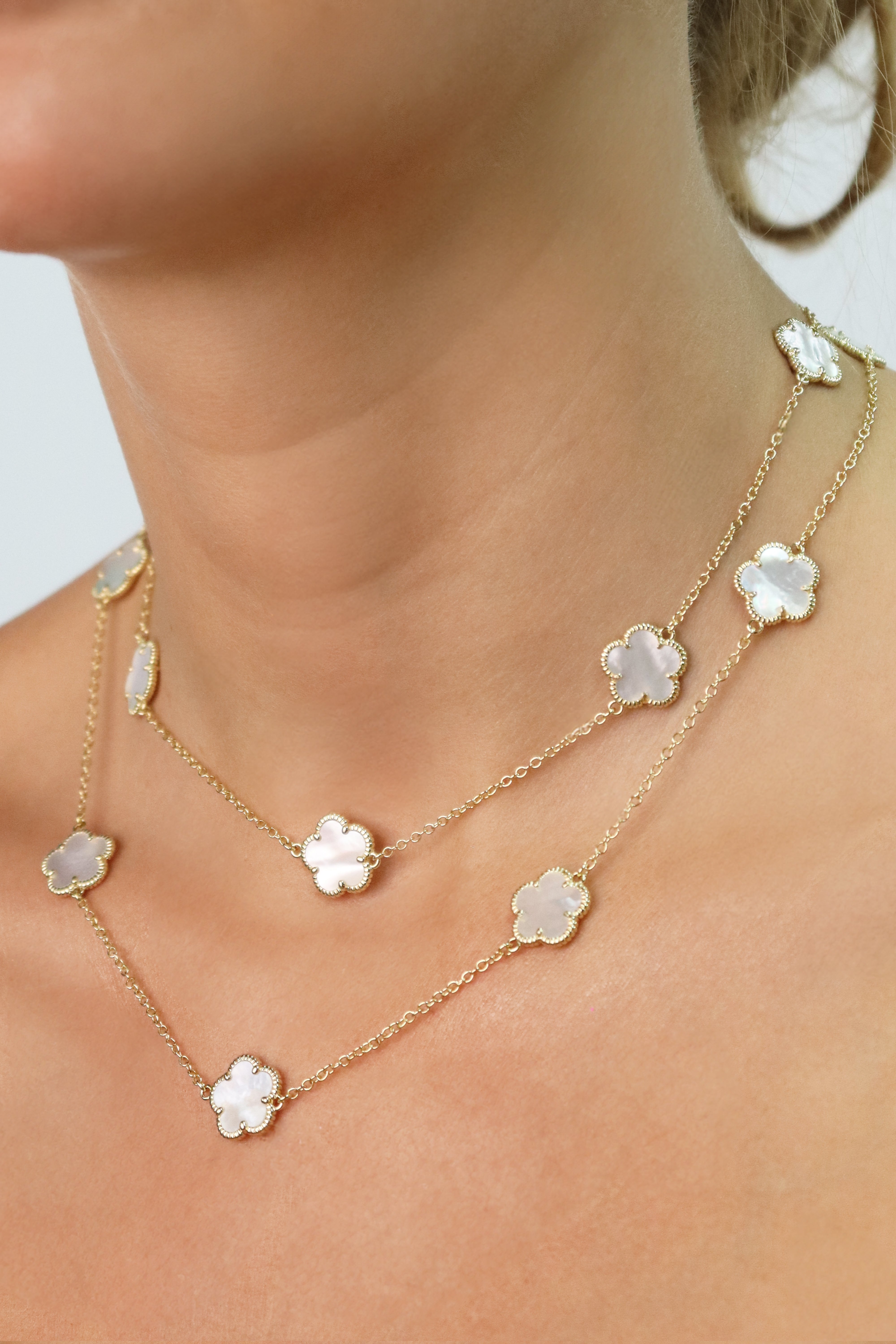 13 Small Flower Mother Of Pearl Gold Necklace Accessory Rene Ruiz Collection