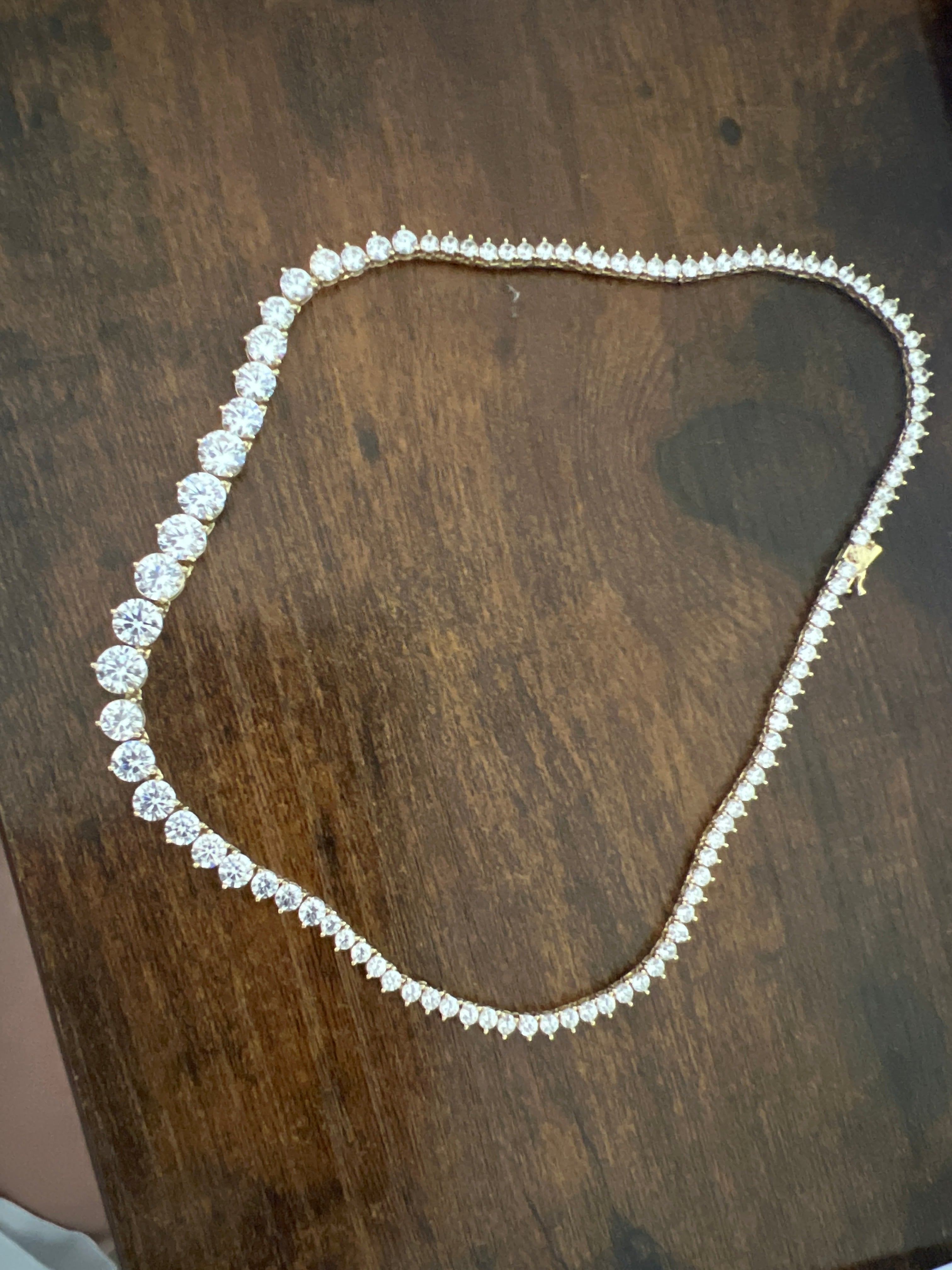 Gradual Diamond Necklace