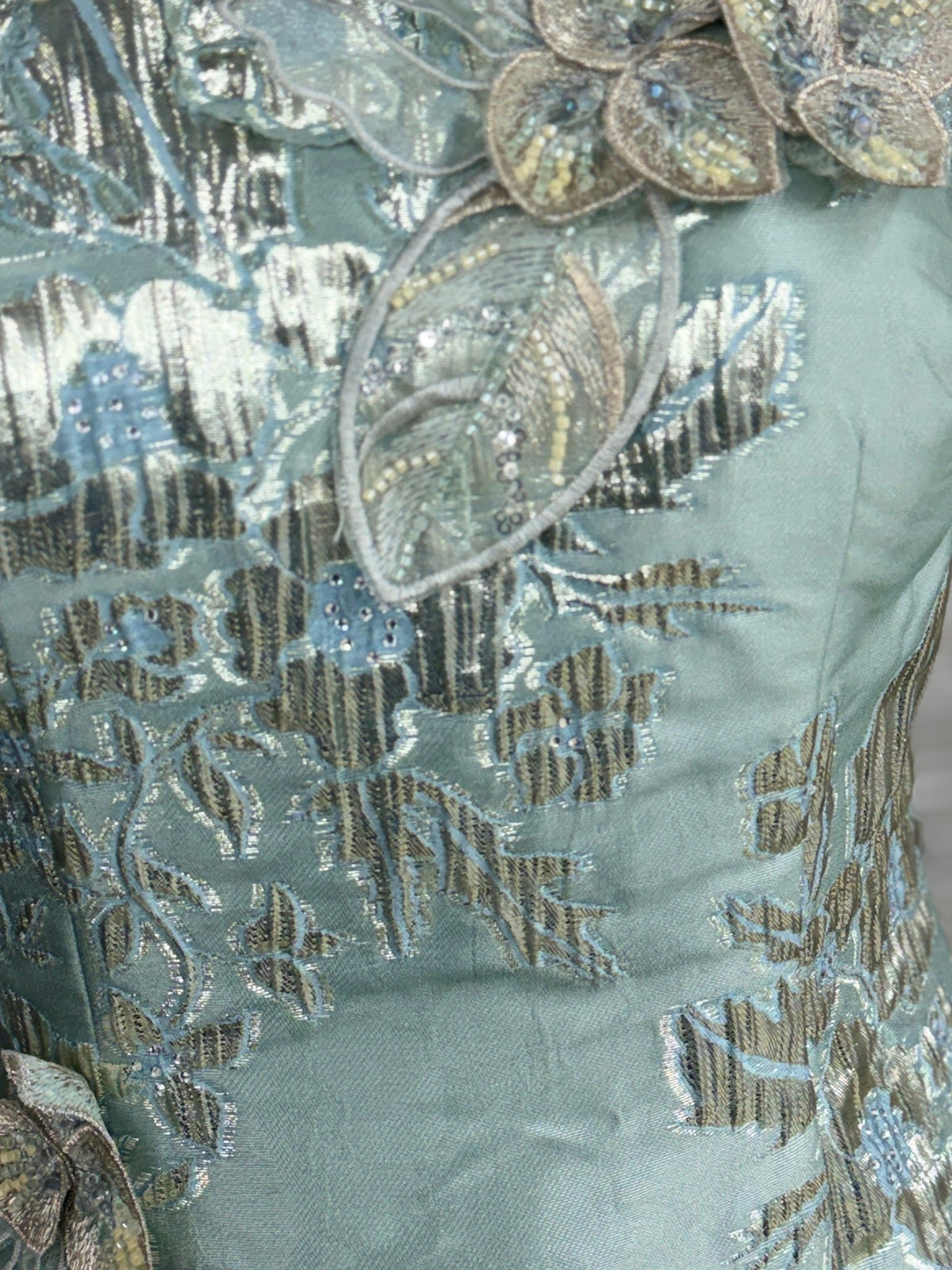 L2018 Rene Ruiz Collection